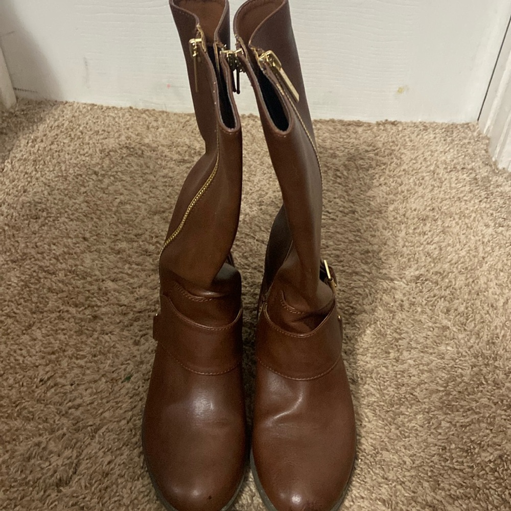 Jessica Simpson boots